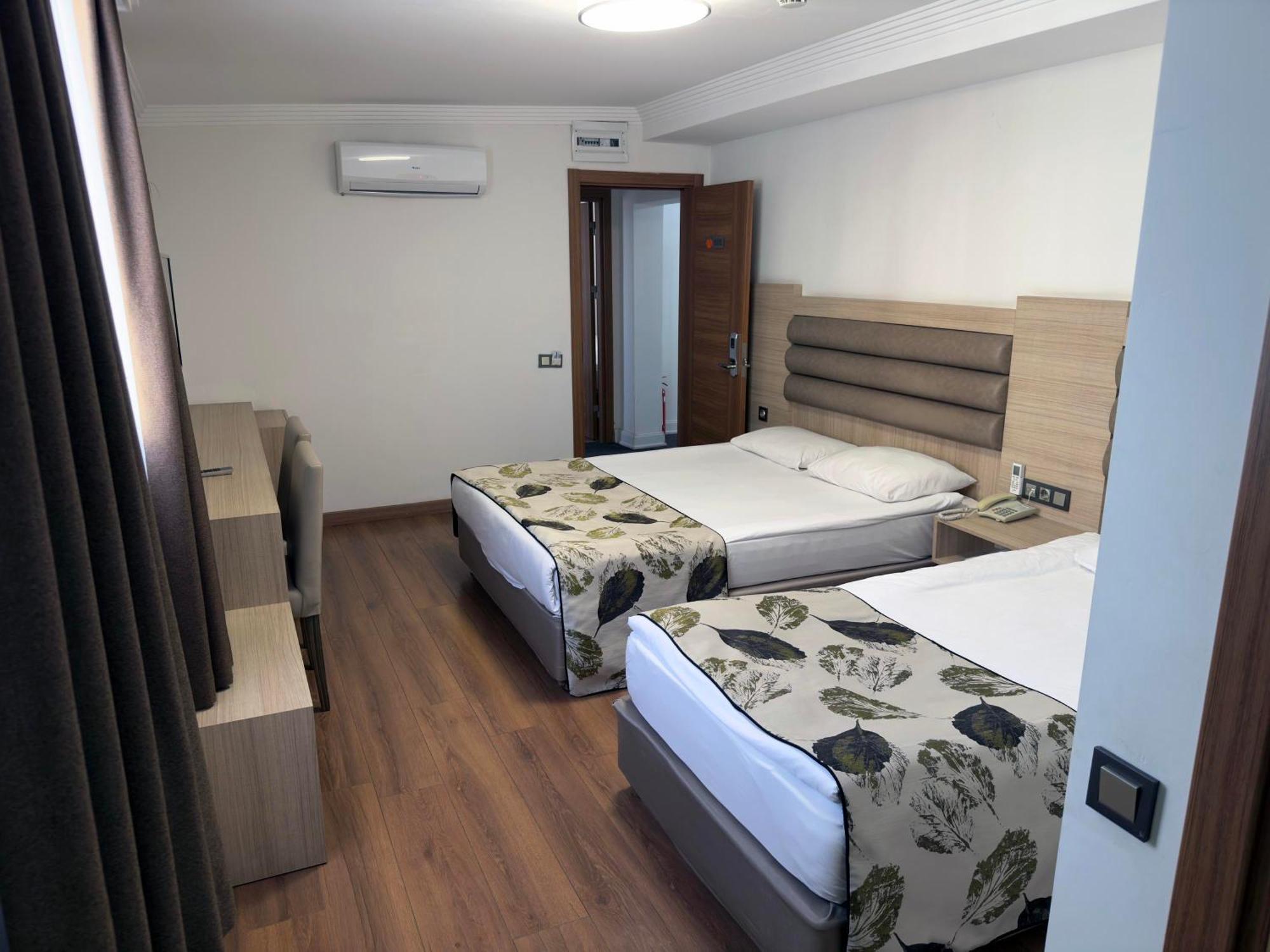 Hotel Mandalin Antalia Esterno foto
